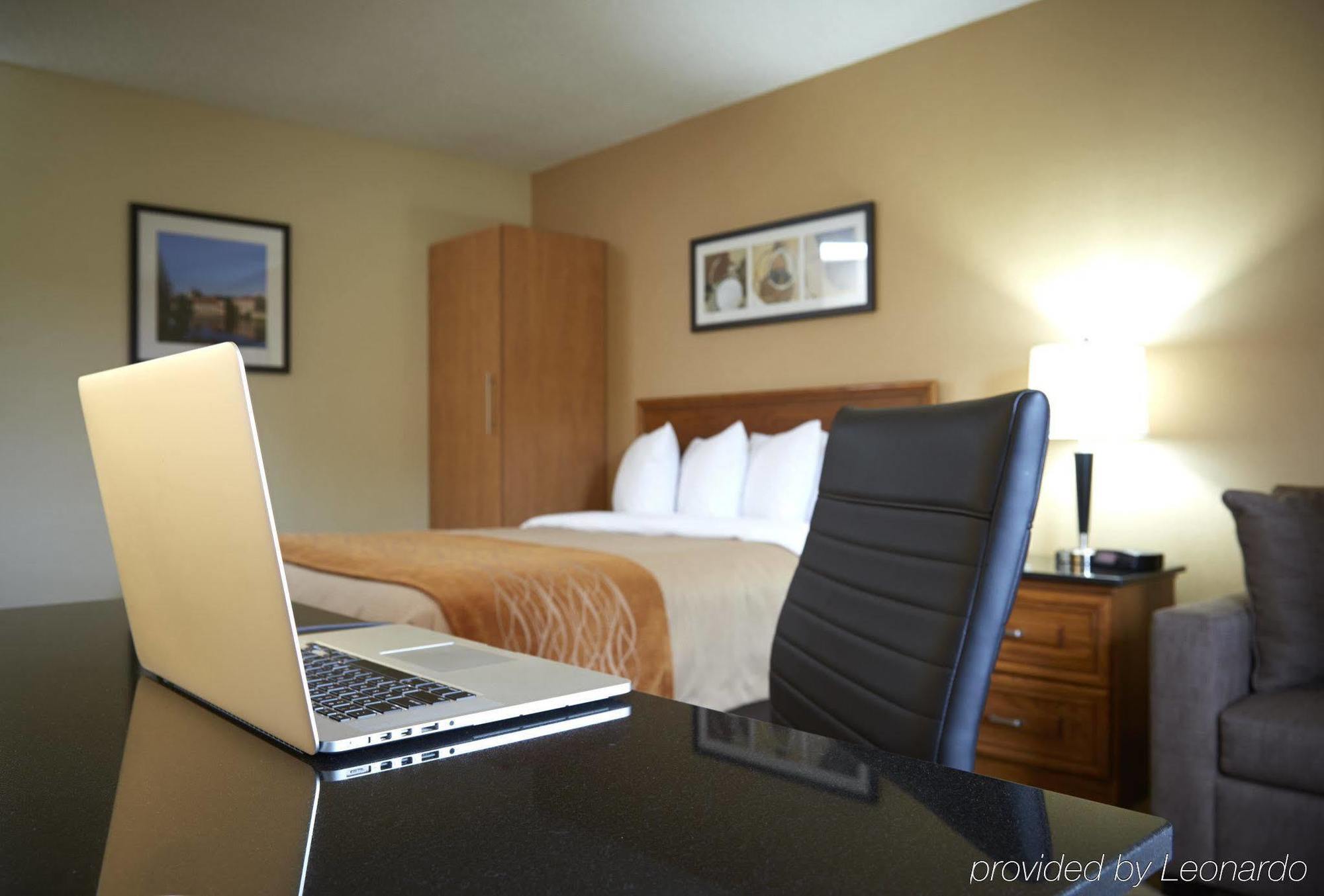 Comfort Inn טימינס מראה חיצוני תמונה